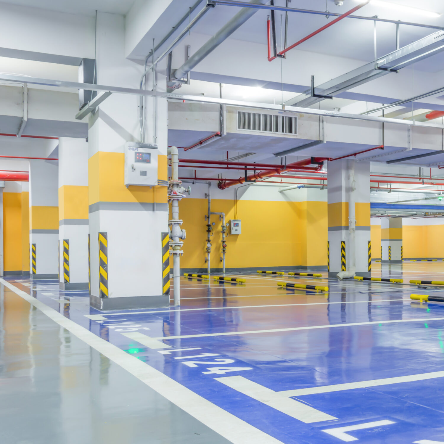 Smart parking garage